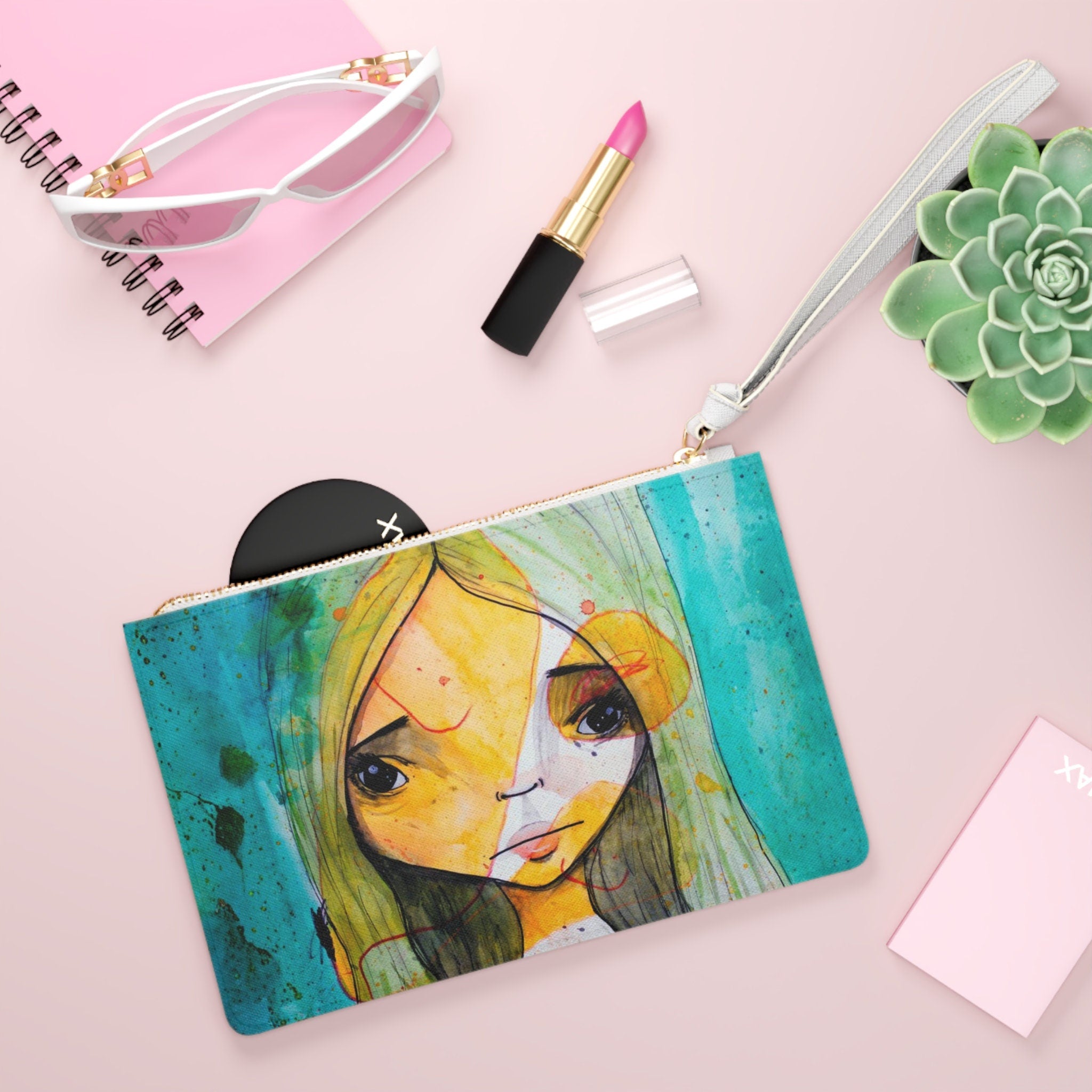 Green Juneau Dreams · Clutch Bag