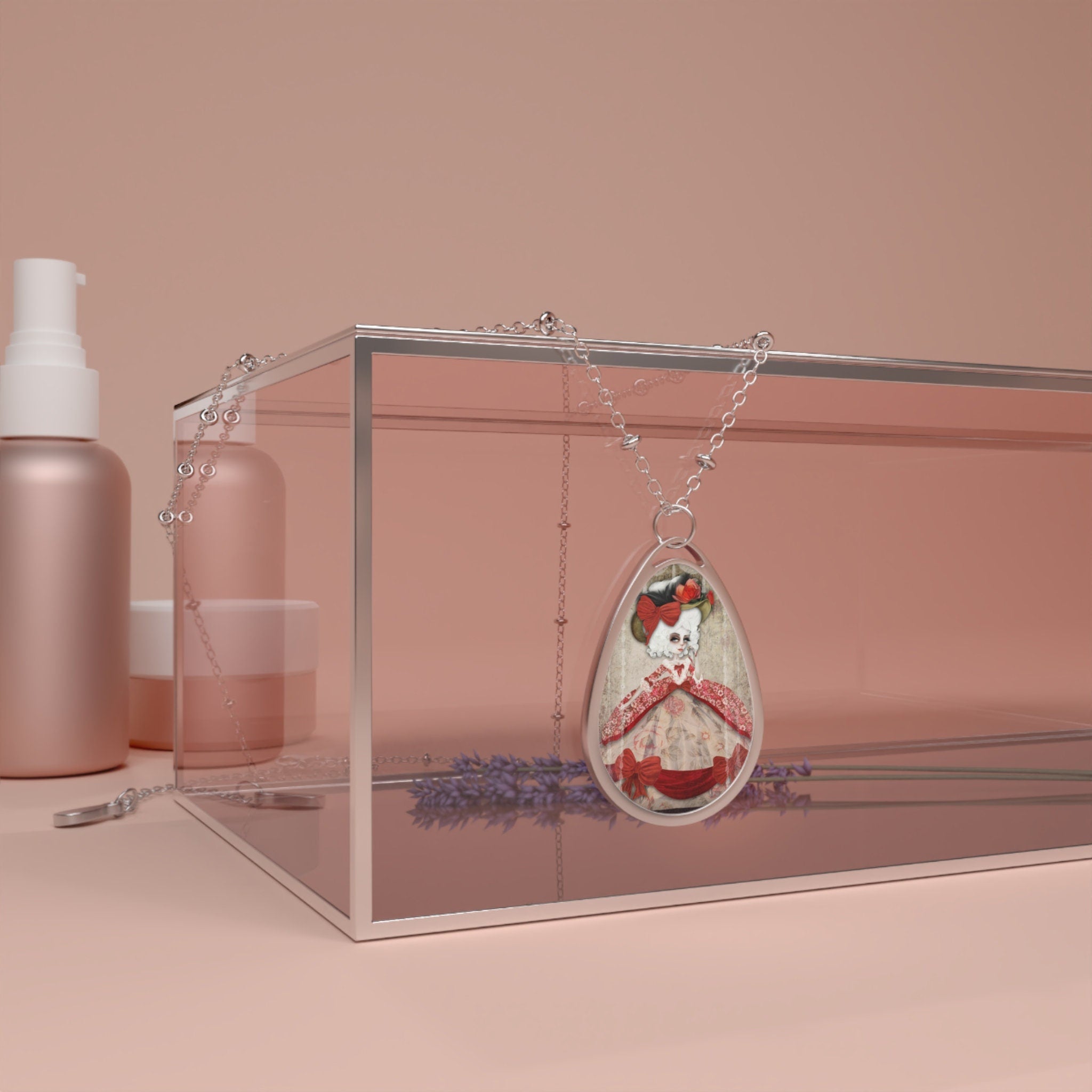 Marie Antoinette · Necklace